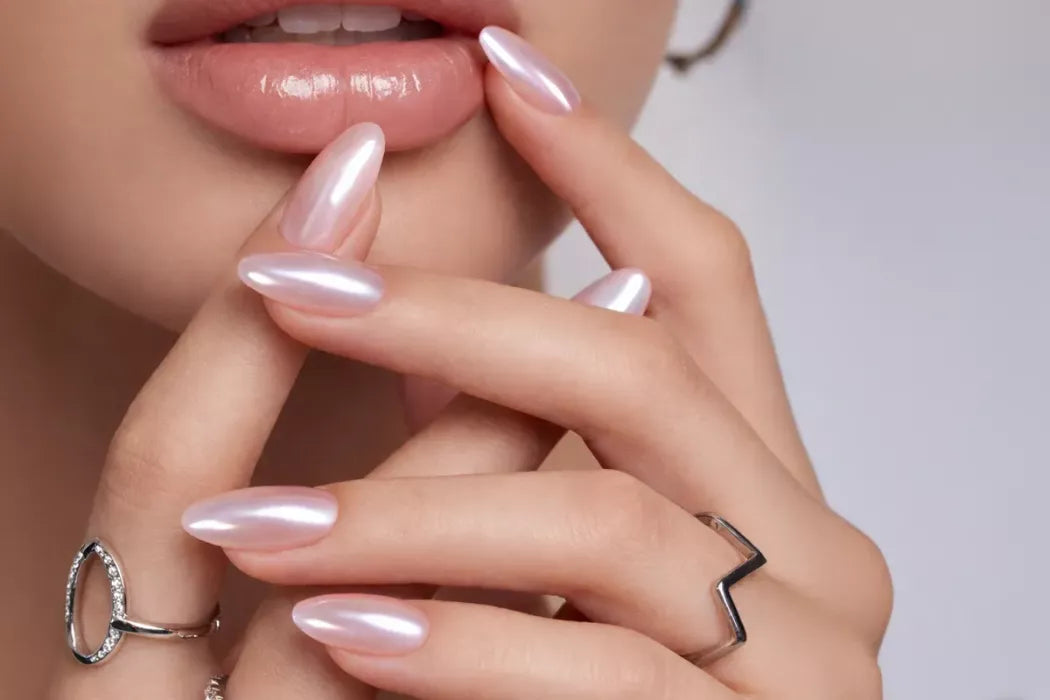 DUST- Donut Glace- VICTORIA VYNN Chrome
